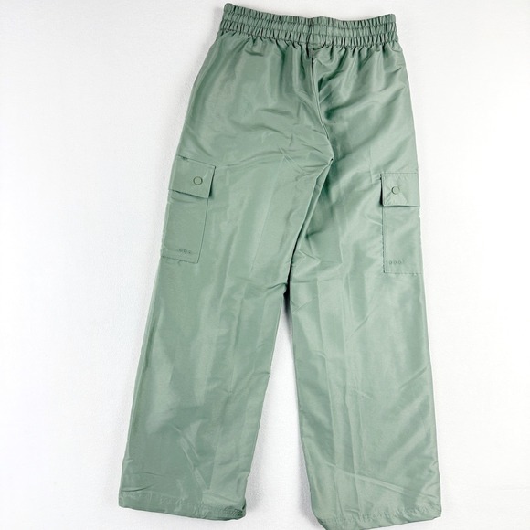 adidas Essentials Wide Leg Cargo Pants Size M Womens Woven Silver/Green JD1531 - Picture 3 of 9